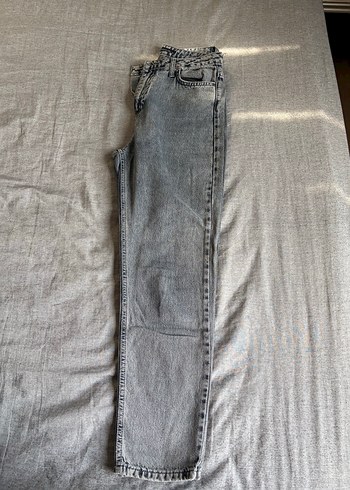 Trendyol & Milla Acik Gri Yikamali Mom Jeans