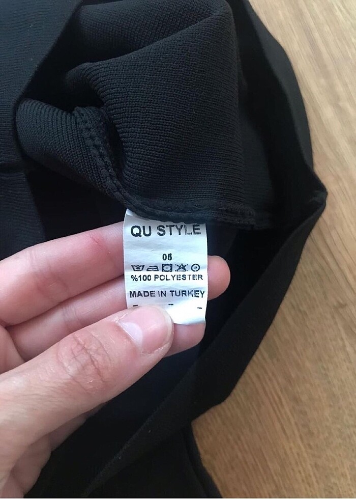 Qu style kalın askılı triko atlet - Görsel 4