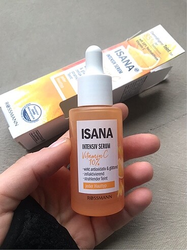 Beden Rossmann Isana C vitamini serumu