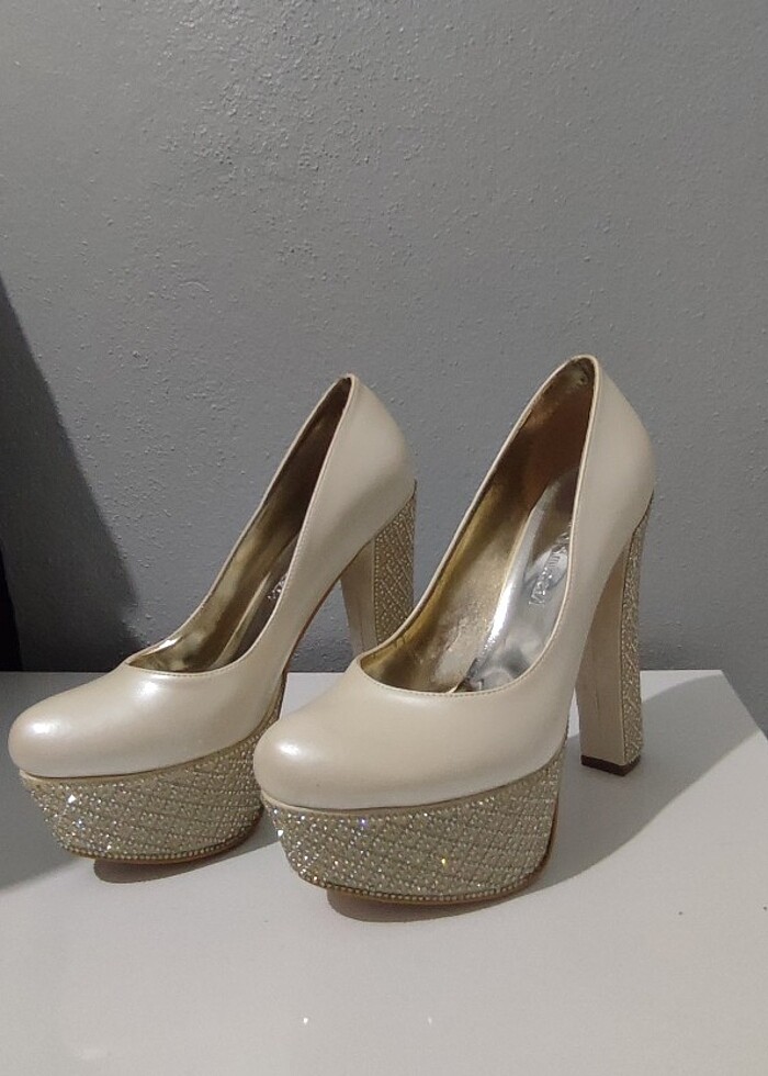 Topuklu ayakkabı  - Görsel 3