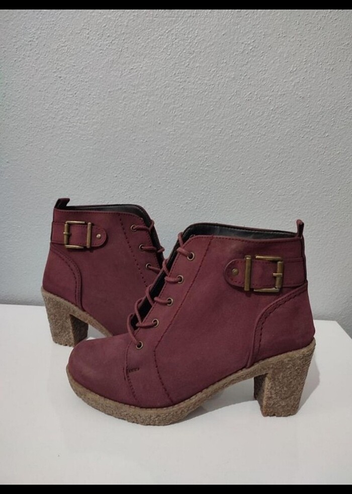 Kadın Bot - Görsel 2