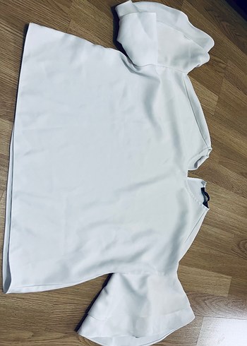 Zara Minimalist Beyaz Volanli Bluz