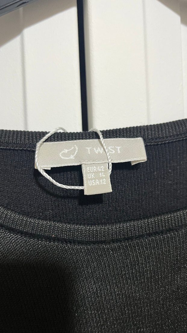 Siyah Kısa Kollu twist elbise - Görsel 3