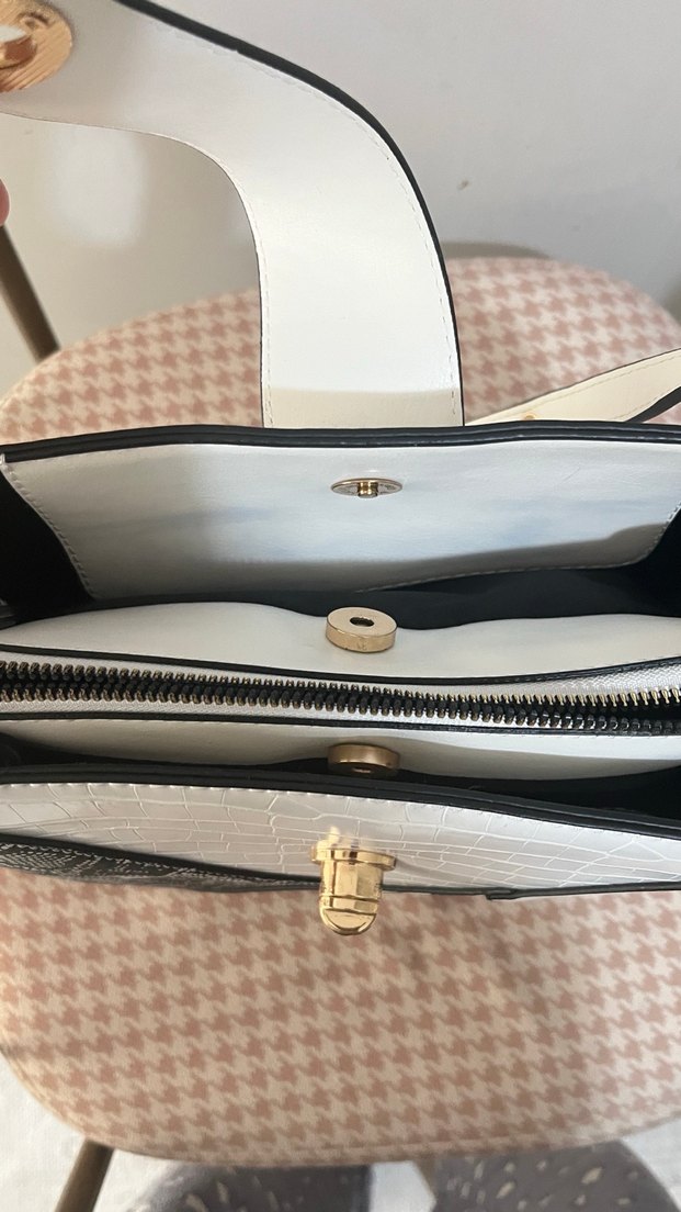 Zebra Desenli Tokalı Kadın Deri Çanta - Görsel 5