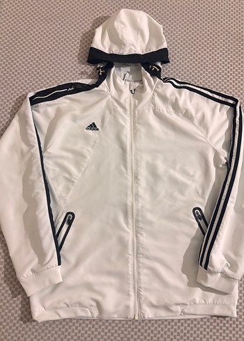 Adidas ürünü