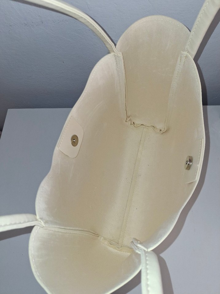 Beyaz Minimalist Deri Kadın Çanta - Görsel 4