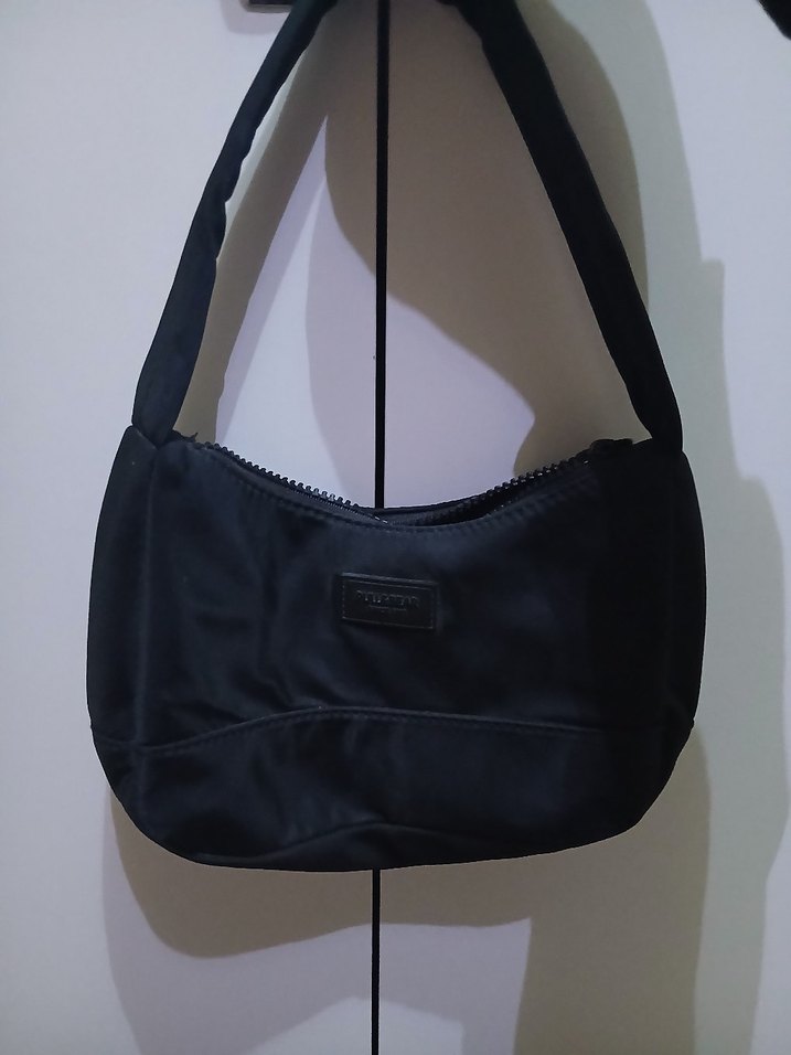 Pull&Bear Siyah Fermuarlı Çanta — görsel 2/5