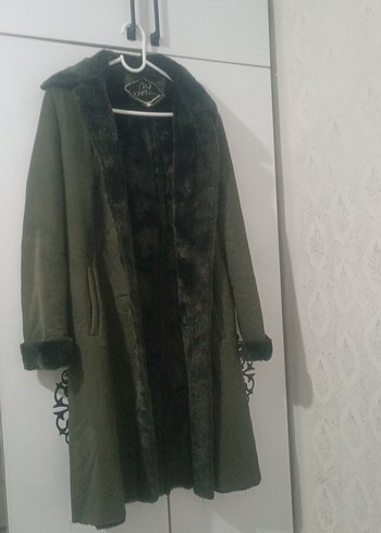 Diğer Haki Yesil Pelus Detayli Uzun Kaban