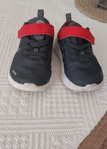 21 Beden siyah Renk Nike bebek spor ayakkabı