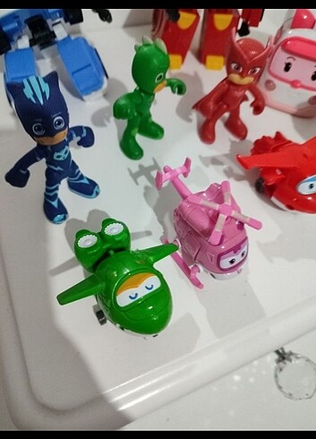 Beden Renk Robocar poli