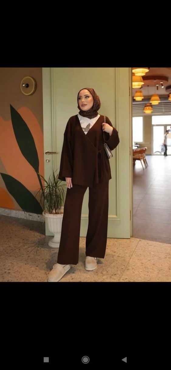 Kahverengi triko takım - Görsel 2