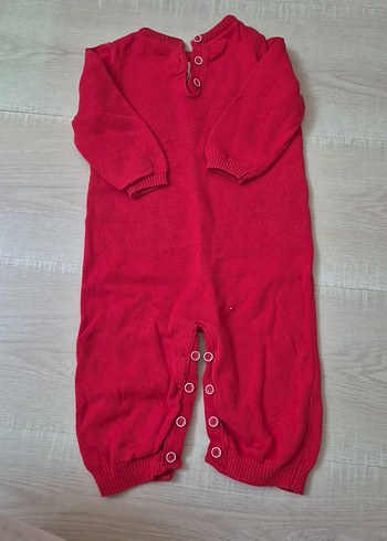 Nakışlı Kırmızı Bebek Örgü Tulumu - Görsel 4