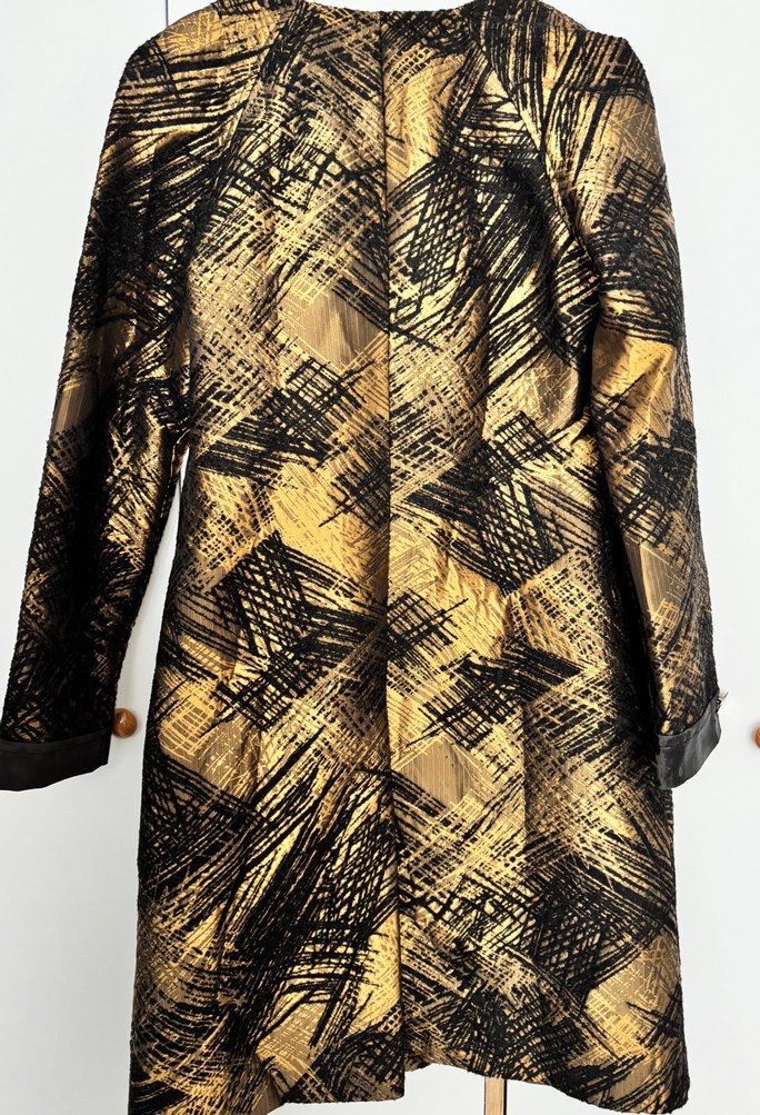 Kadın Uzun Desenli Düğmeli Ofis Kabanı - Görsel 2