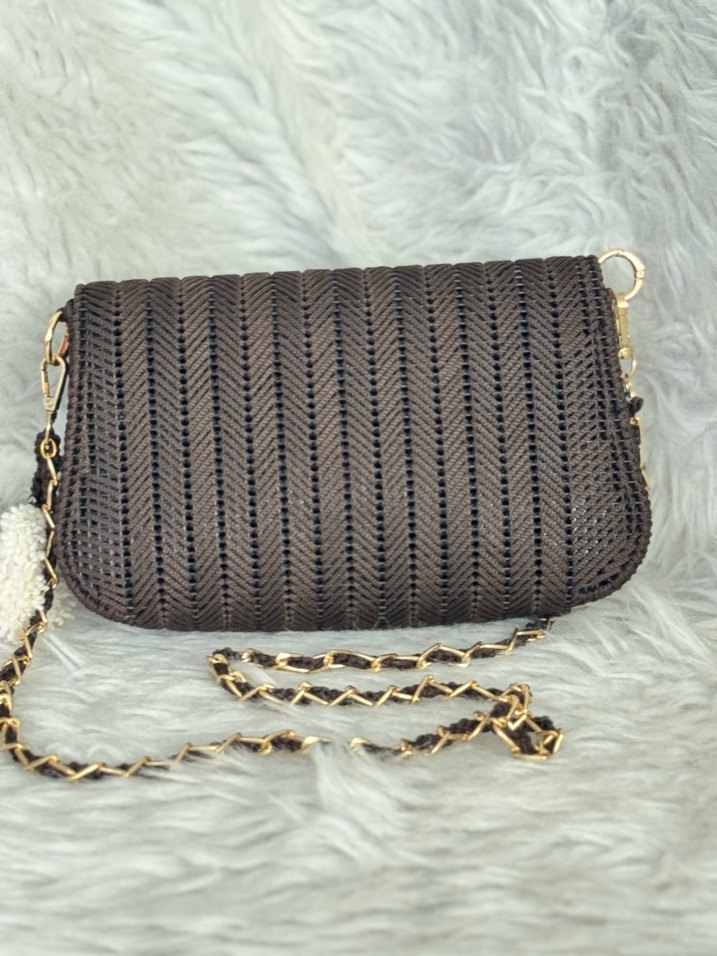 Kahverengi Zincir Detaylı Örgü Kadın Çanta - Görsel 4