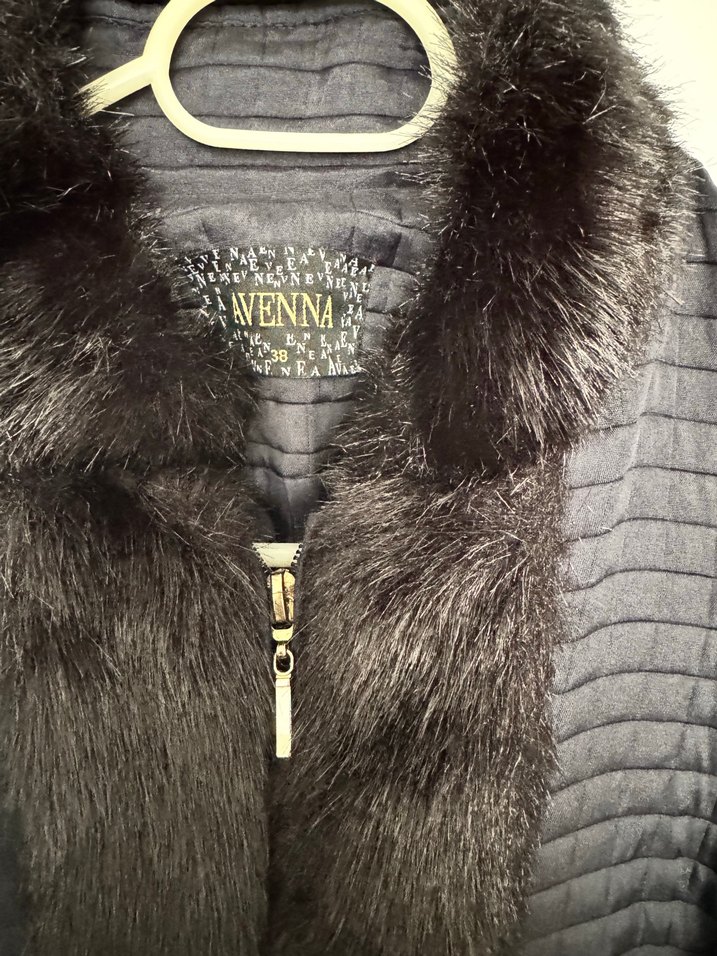 Kürk Detaylı Uzun lacivert Kadın Kaban - Görsel 3