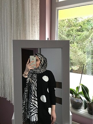 Beden İpekevi şal zebra desen şal