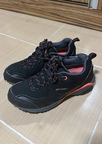 Lumberjack Soft Shell Siyah Outdoor Ayakkabi Rahat Ve Dayanikli