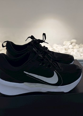 Nike Siyah Beyaz Spor Ayakkabi