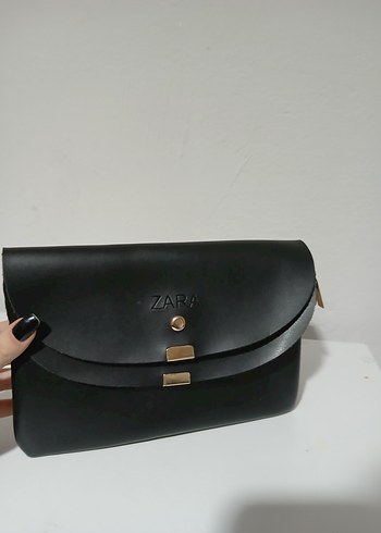 Zara Siyah Minimal Capraz Canta