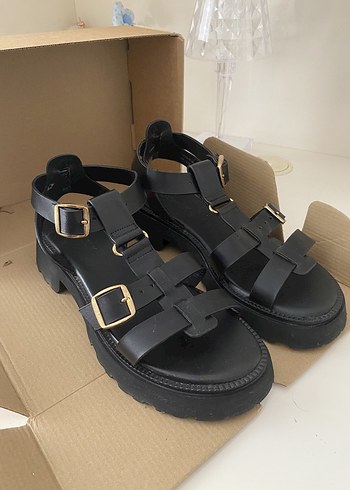 Catwalk Junkie Catwalk Siyah Kalin Tabanli Sandalet