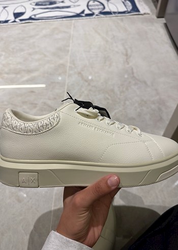 Armani Exchange Krem Sneaker