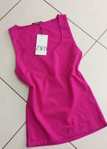 Zara ihraç fazlası atlet bluz tişört 