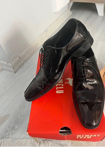 Derimod Sik Siyah Bagcikli 40 Numara