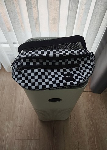 Vans Sik Siyah Beyaz Kareli Canta