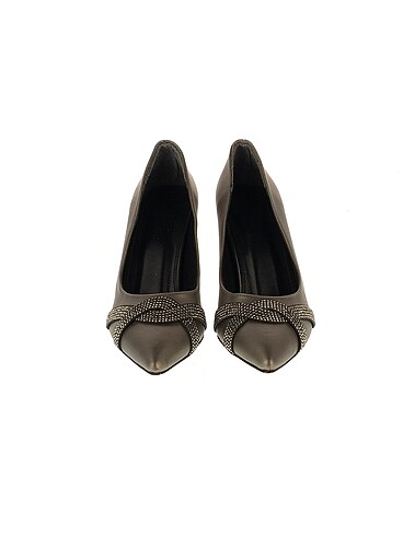 37 Beden Diğer Stiletto %70 İndirimli.
