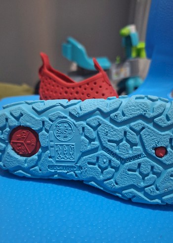Decathlon Kırmızı Kaydırmaz Çocuk Deniz havuz