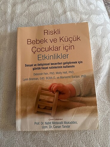 Riskli bebek ve küçük çocuklar için etkinlikler kitabi