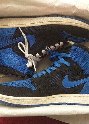 AIR JORDAN 1 RETRO FLYKNIT (45.5)