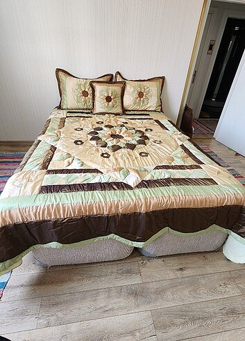 Patchwork yatak örtüsü takimi