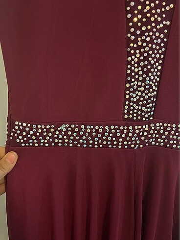 l Beden bordo Renk Çok şık tül ve taş detaylı elbise