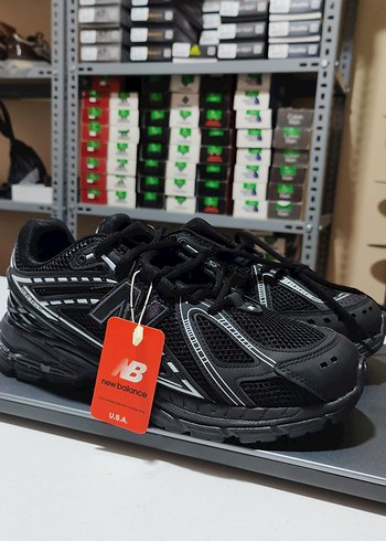 Diğer İstediginiz Numarayi Belirtiniz Modern Sneakerlar