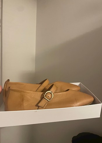 Diğer Siklik Ve Rahatlik Taba Deri Babet Hic Giyilmedi