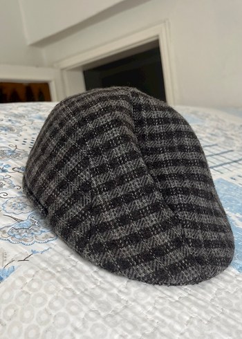 Diğer Klasik Gri Siyah Ekose Beret