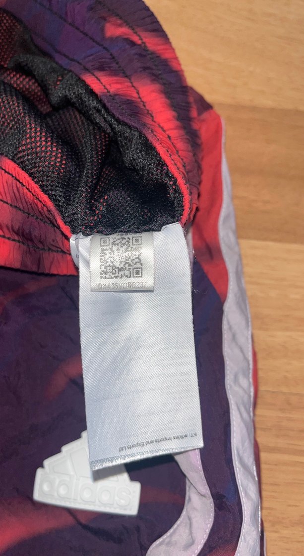 Adidas Kırmızı-Siyah Baskılı Deniz Spor Şortu — görsel 5/8