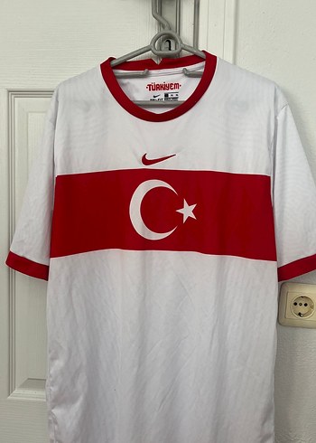 Nike Turkiye Kirmizi Beyaz Futbol Formasi