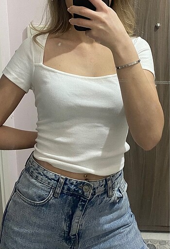 Zara Bases üst