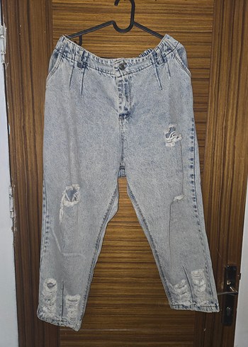 Diğer Acik Mavi Rahat Kesim Yirtik Denim Pantolon Momstyle