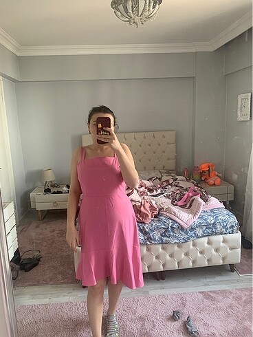 Pembe midi elbise