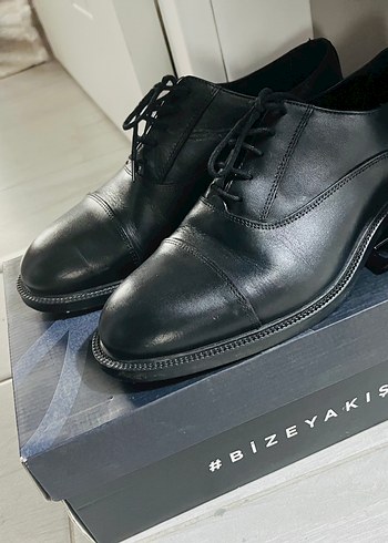 Diğer Kigili Siyah Deri Klasik Ayakkabi