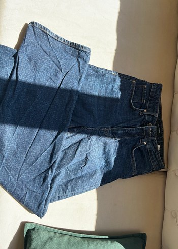 Diğer Kemer Detayli Lacivert Rahat Kesim Kot Pantolon