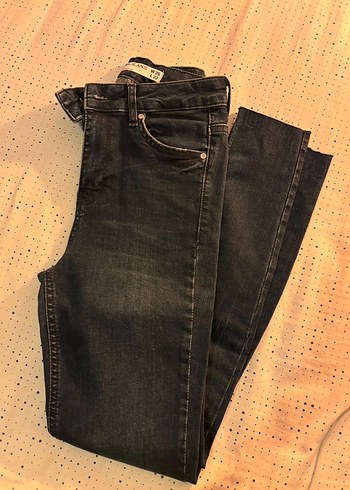 Kadın Koyu Mavi Dar Kesim Denim Jean