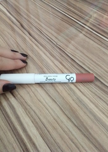 Bej Renkli Pastel Tonlarda Ruj Kalemi - Görsel 2