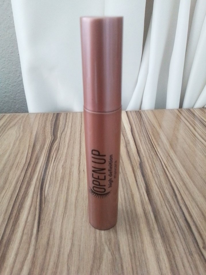 Parlak Bej Flormar Maskara - Görsel 2