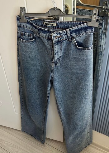Trendyol & Milla Mavi Yikamali Rahat Kesim Jean
