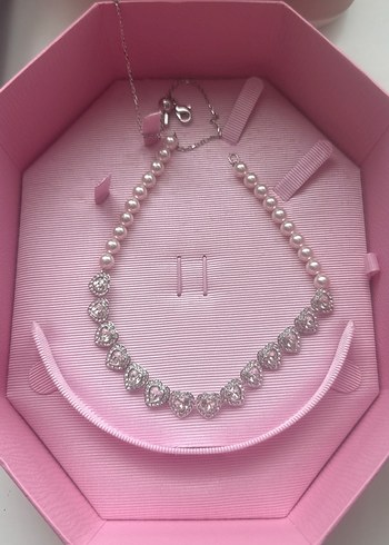 swarovski Ariana Grande X Swarovski Gerdanlik