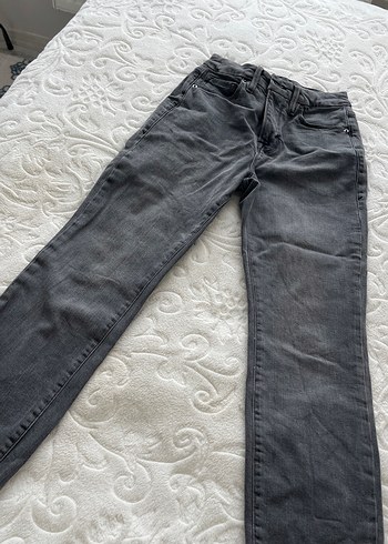 Stradivarius Koyu Gri Denim Jean